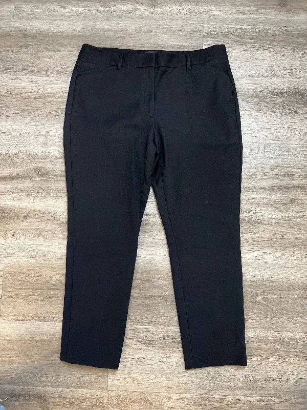 Pants Ankle By White House Black Market  Size: L