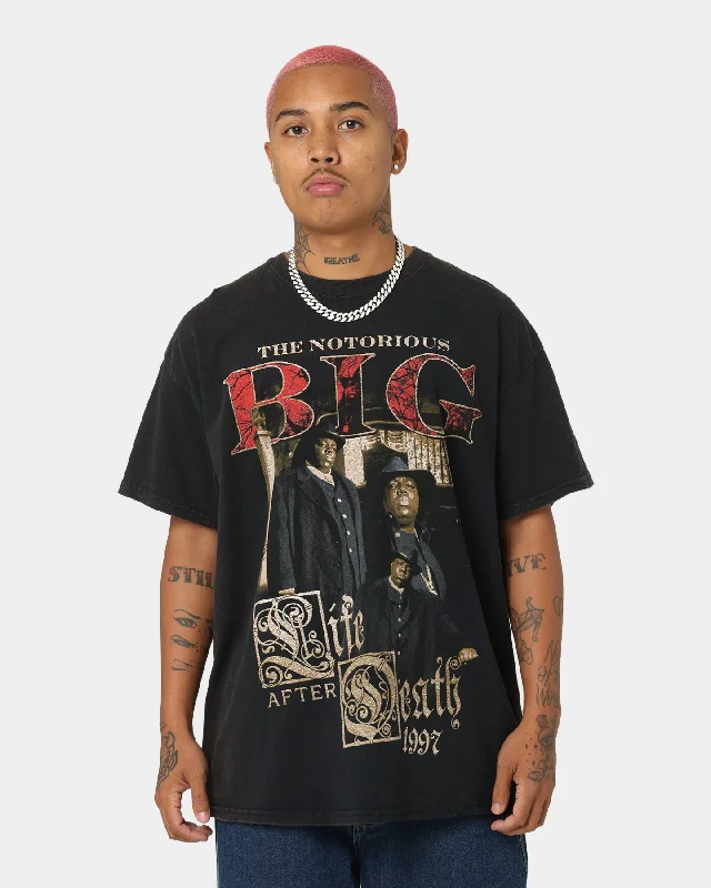 Notorious B.I.G Biggie Cover Shots Vintage T-Shirt Black