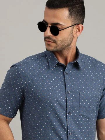 Men Printed Half Sleeve Cotton Shirt