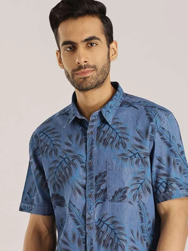 Men Printed Half Sleeve Cotton Shirt