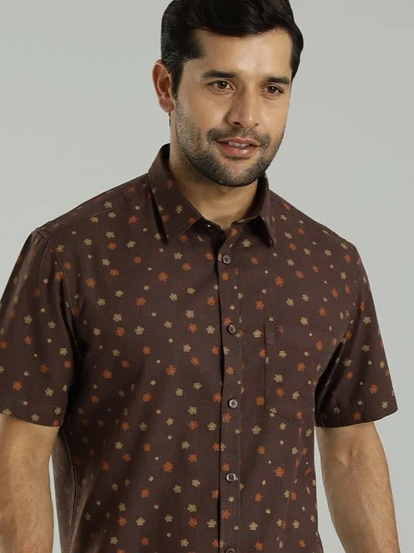 Men Printed Half Sleeve Cotton Shirt