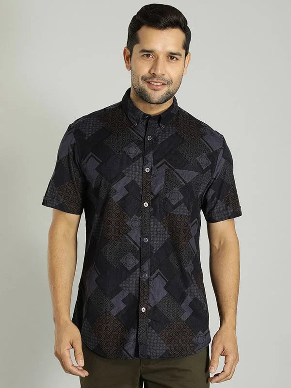 Men Printed Half Sleeve Cotton Shirt